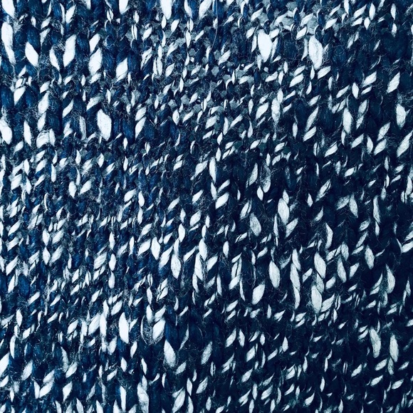 🎁Free with purchase of 3+ items🎁. AEROPOSTALE textured wool blend knit cardigan - Picture 7 of 12